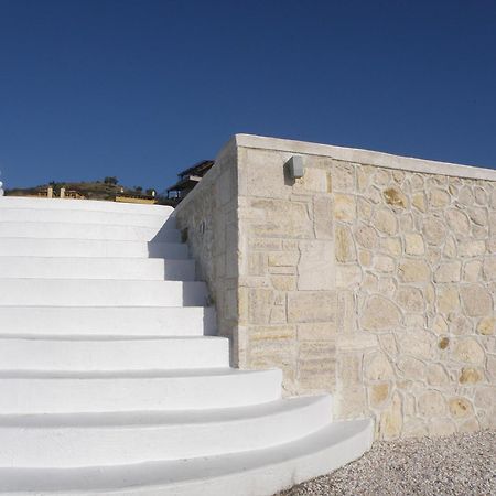 Koumaros Villas 아기아 파라스케비 외부 사진